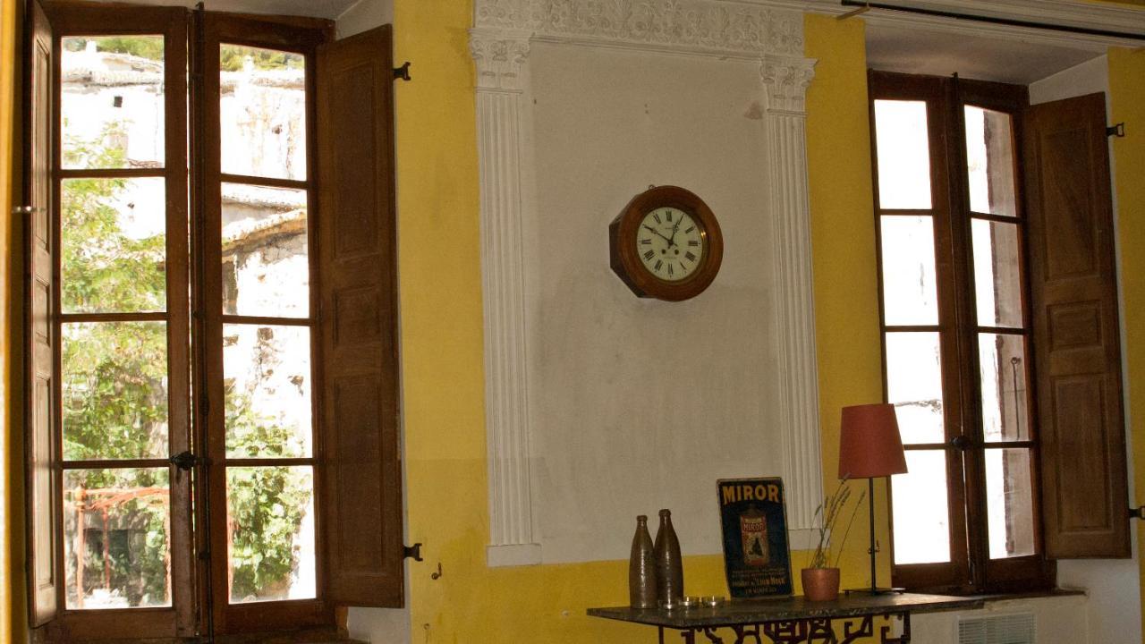 Chambre D'Hotes & Gites Vacances-En-Luberon Reillanne ภายนอก รูปภาพ